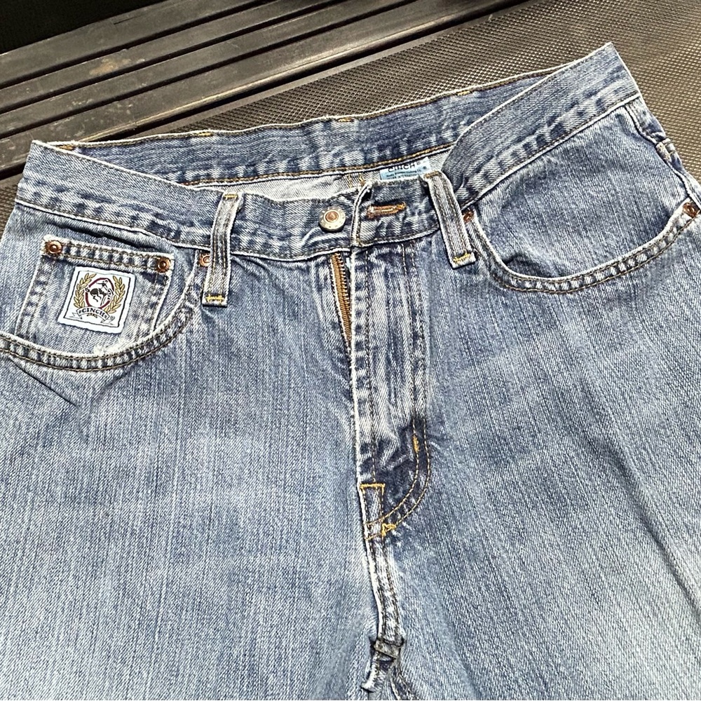 Men’s Cinch White Label jean 31x36. Slightly worn.